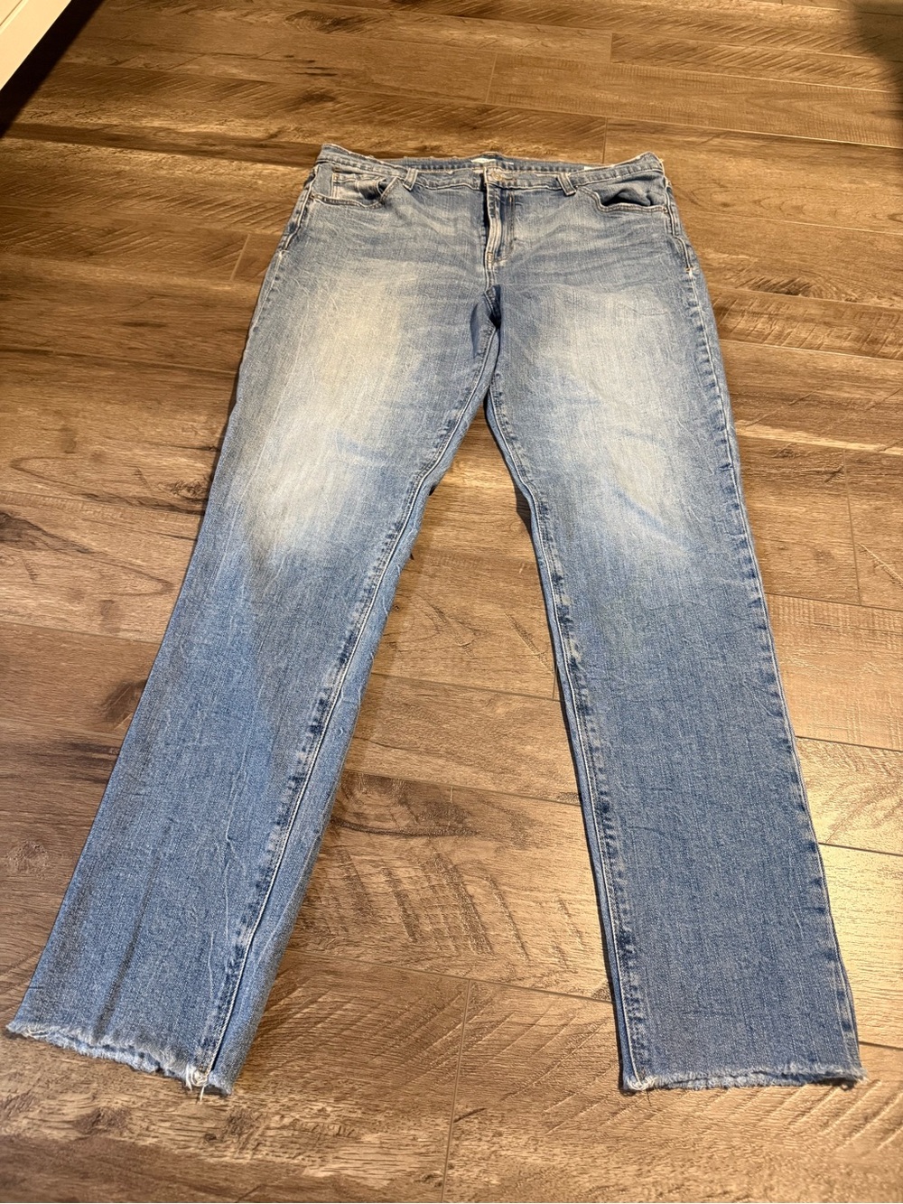 Old Navy Boyfriend Light Blue Straight-Leg Jeans Tall